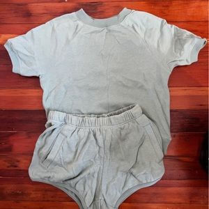 Entireworld Green Short Set